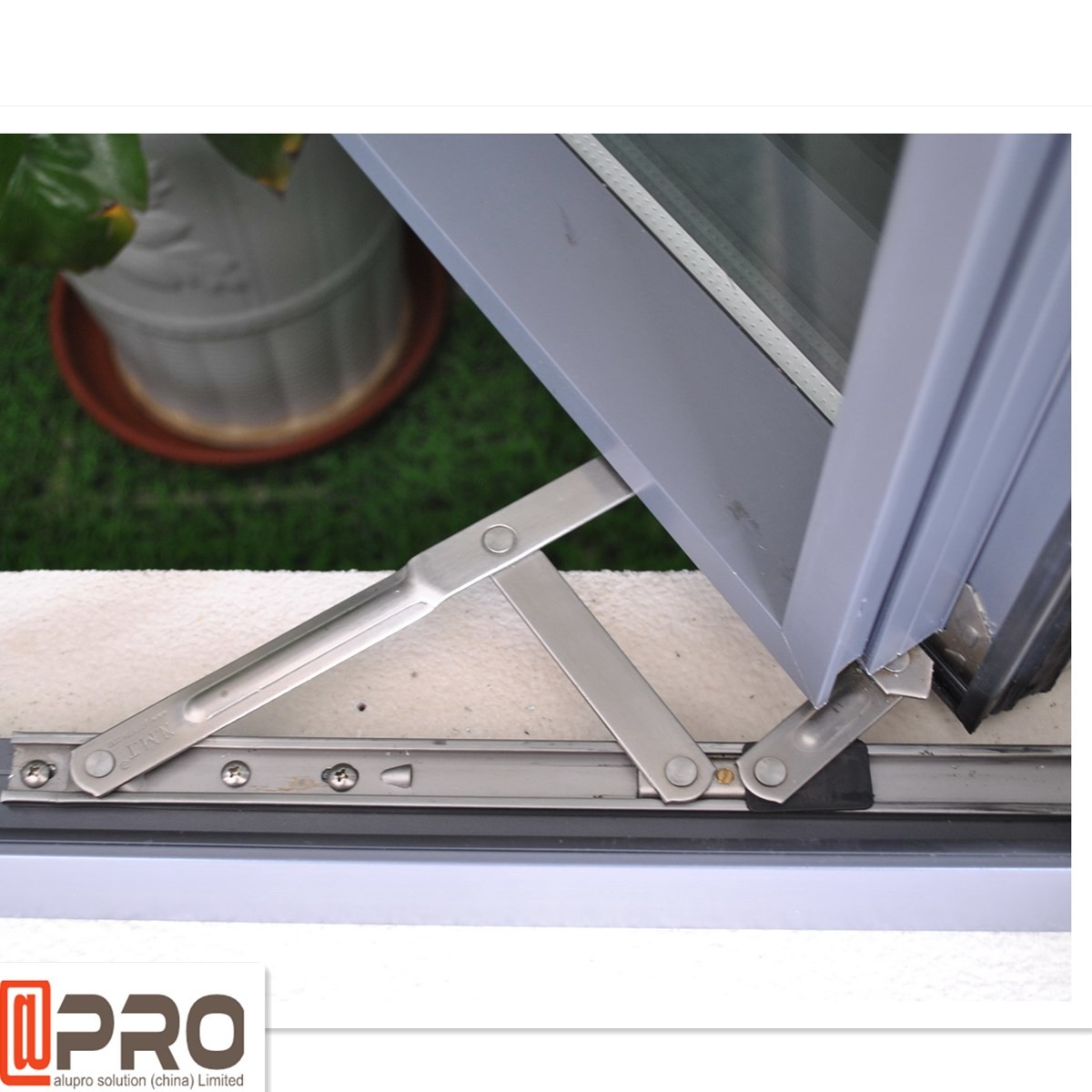 wood casement window,nigeria casement window,arch casement window,frame casement window,FRENCH ALUMINUM CASEMENT WINDOW