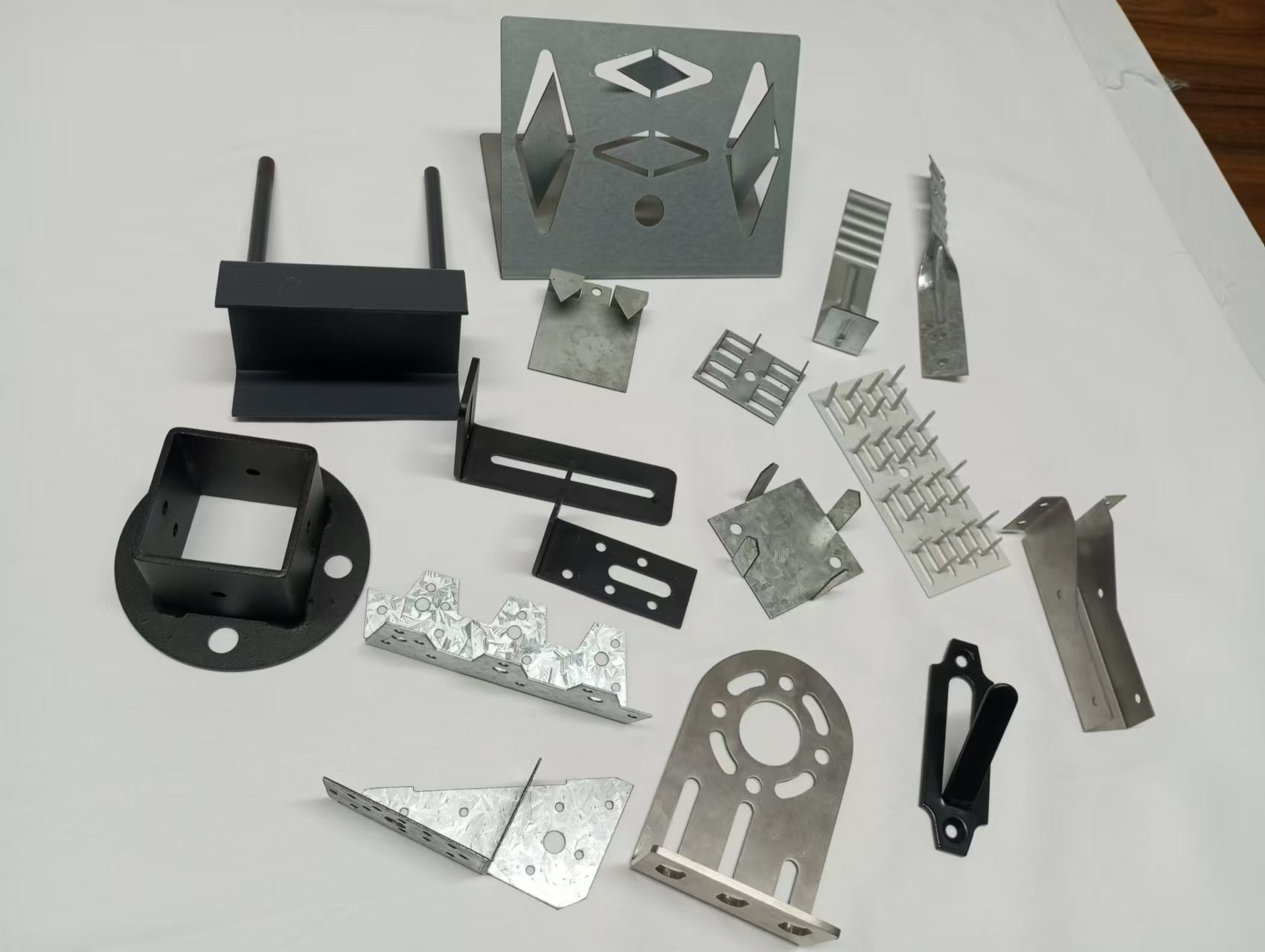 Galvanized Angle Brackets Rust Resistant for Construction