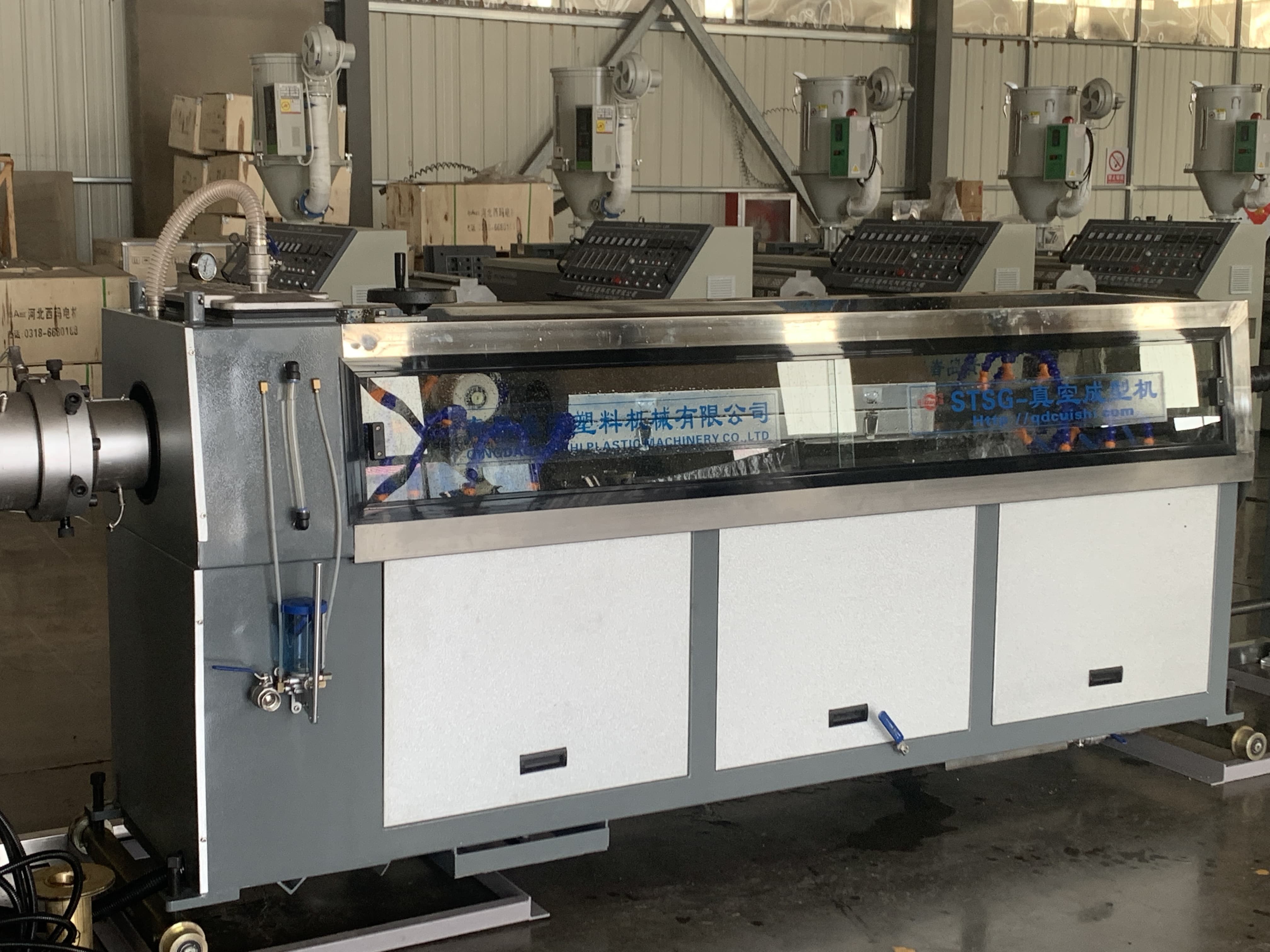 45KW prestressed plastic corrugated pipe production equipment is energy-efficient and highly effective.
