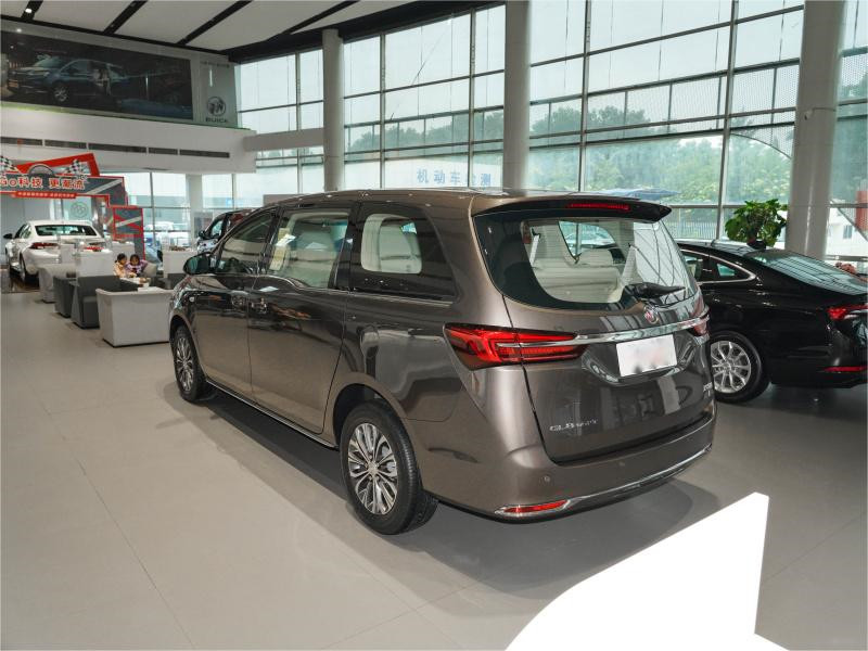 Buick Minivan MPV 7 Seater For Business Reception Family Travel