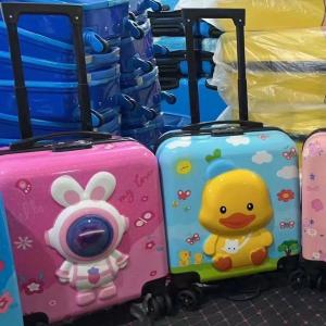 Wholesale Eco Voyagers Unite Sustainable Kids' Pull Along Luggage For Tomorrow'S Travelers from china suppliers
