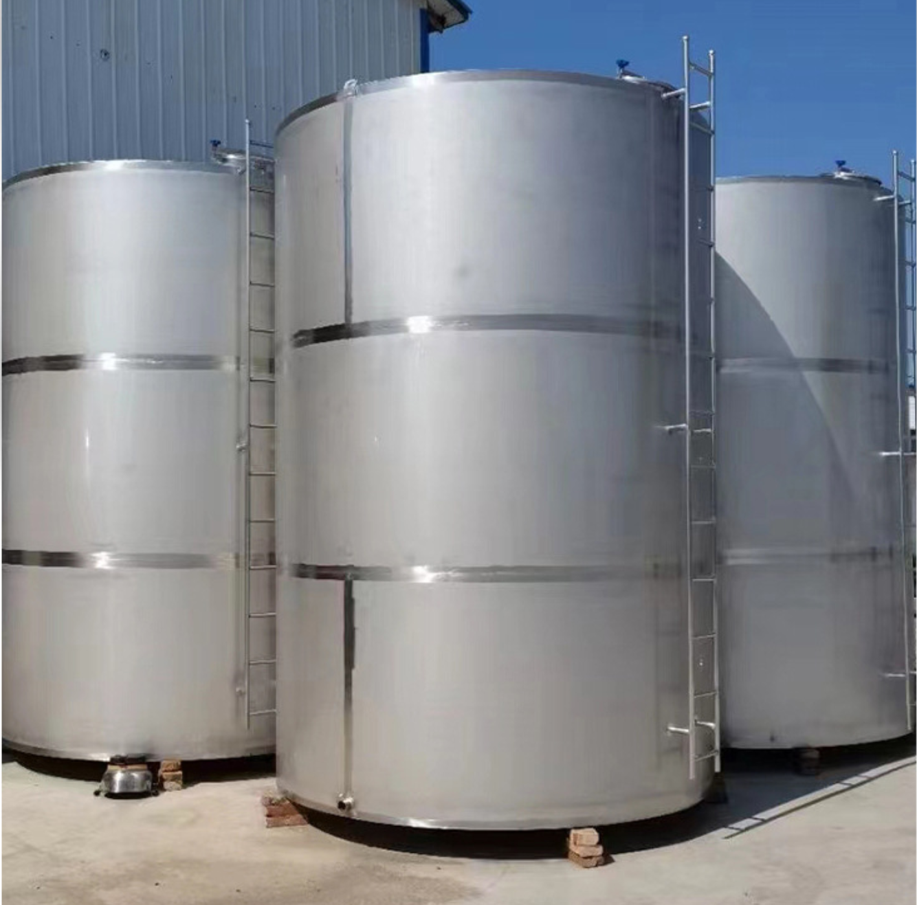 Buy cheap Large Capacity Stainless Steel Horizontal Milk Cooking Oil Water Storage Tank from wholesalers