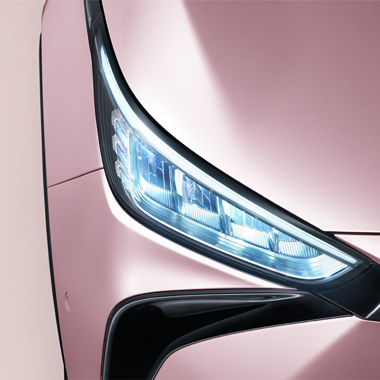 2023 Direct 100% Electric Battery Ev Chassis Energy Auto Adult Geely Geometry M6 Electric Car Vehicle Left Steering
