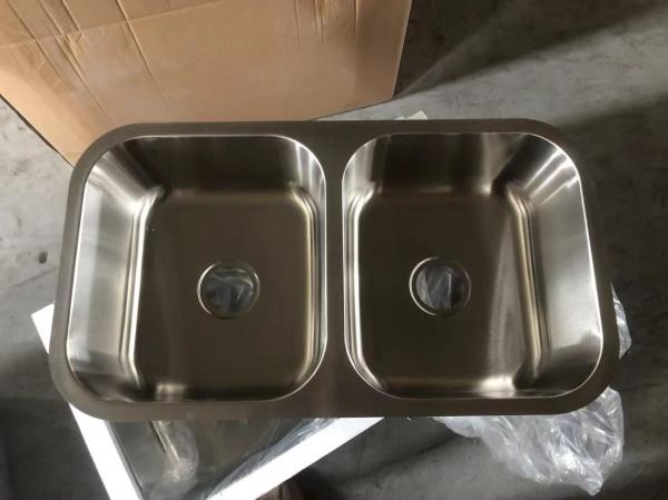 Big And Small Bowl Sink Undermount Stainless Steel Kitchen Sink With Mounting