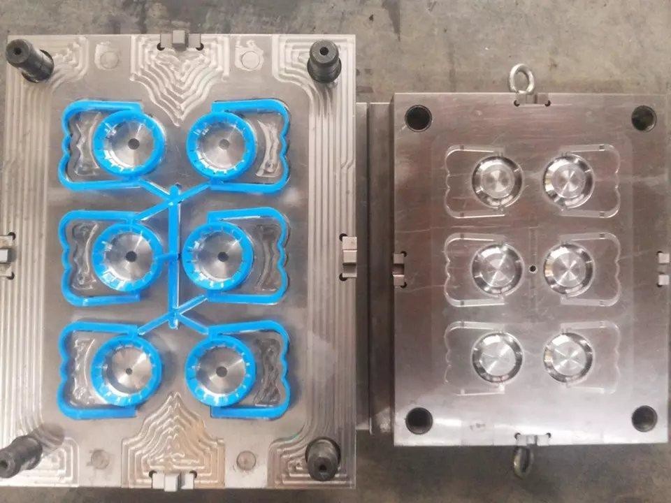 Energy Saving CNC Injection Moulding Machine For Plastic Side Release Buckle