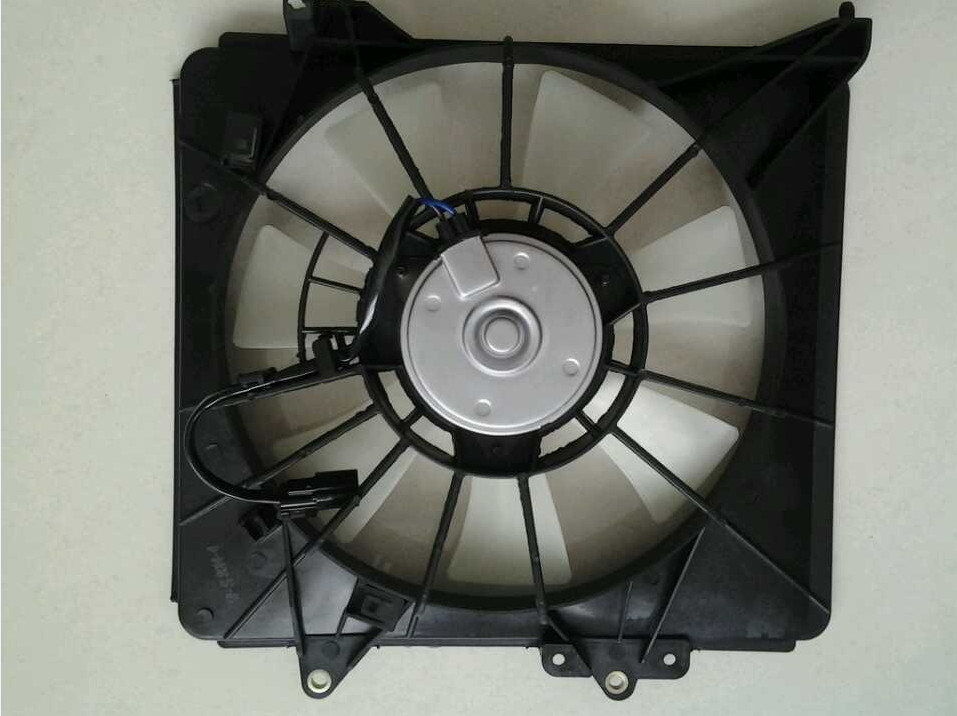 OEM Car Radiator Electric Cooling Fans Clutch Auto Spare Parts Precise Design