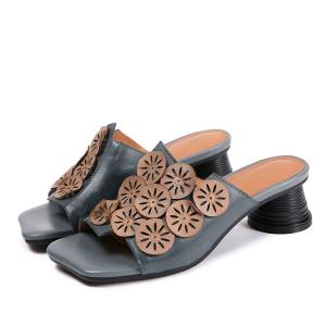 Wholesale S150 Factory ethnic style flat bottom hollow Baotou sandals retro handmade slippers fashion all-match simple women's from china suppliers