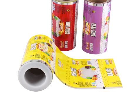PET Foil Food Packaging Film/Plastic Printed Laminated Packing Film Roll for Snack
