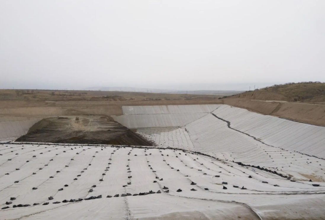 High Compressive Strength Polyethylene Geotextile and Geonet 3D Composite Drainage Net