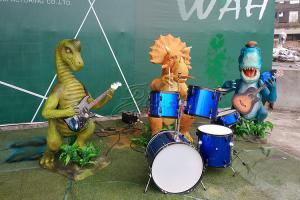 Wholesale Custom Fibreglass Animal Statues , Lovely Dinosaur Band CE ISO Certificated from china suppliers