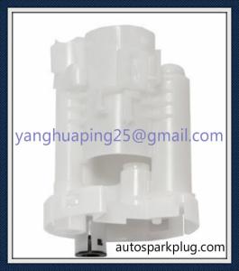 Wholesale Fuel Saparator 23300-21010, 23300-21000 Fuel Filter for Toyota from china suppliers