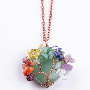 China Unisex Green Aventurine Chakra Healing Crystal Necklace Chakra Stone Pendant on sale
