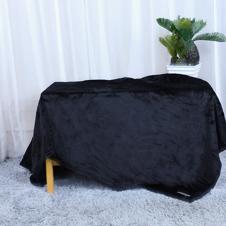 Cozy Soft Polyester Travel Picnic Blanket Compact Long Car Airplane Train