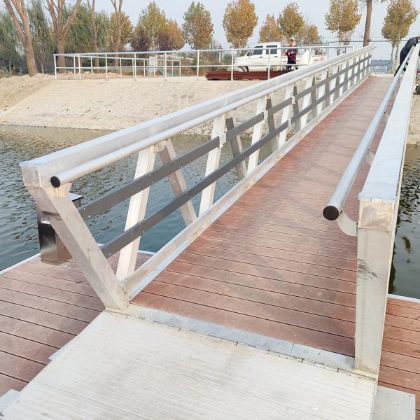 300kgs/Sqm Loading Capacity Marine Aluminum Gangways Durable Aluminum Alloy 6061