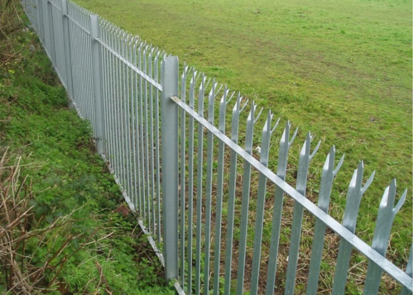 Customized Heavy Duty Palisade Fence Panels Curved Top W Shape