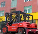Powerful Diesel Powered Warehouse Lift Truck Hydraulic Transmission 3 Ton
