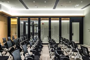 Wholesale Soundproofing Folding Glass Partition Walls Moveable Glass Walls 10mm Thick from china suppliers