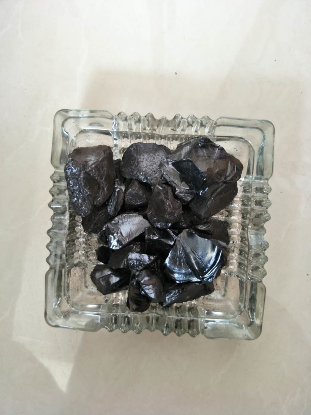 Black Lump Solid Coal Tar Extract For Waterproof Coil CAS 65996-93-2