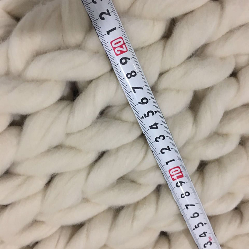100% Wool 1/0.04NM Soft Fluffy Chenille Yarn For Knitting Baby Blanket