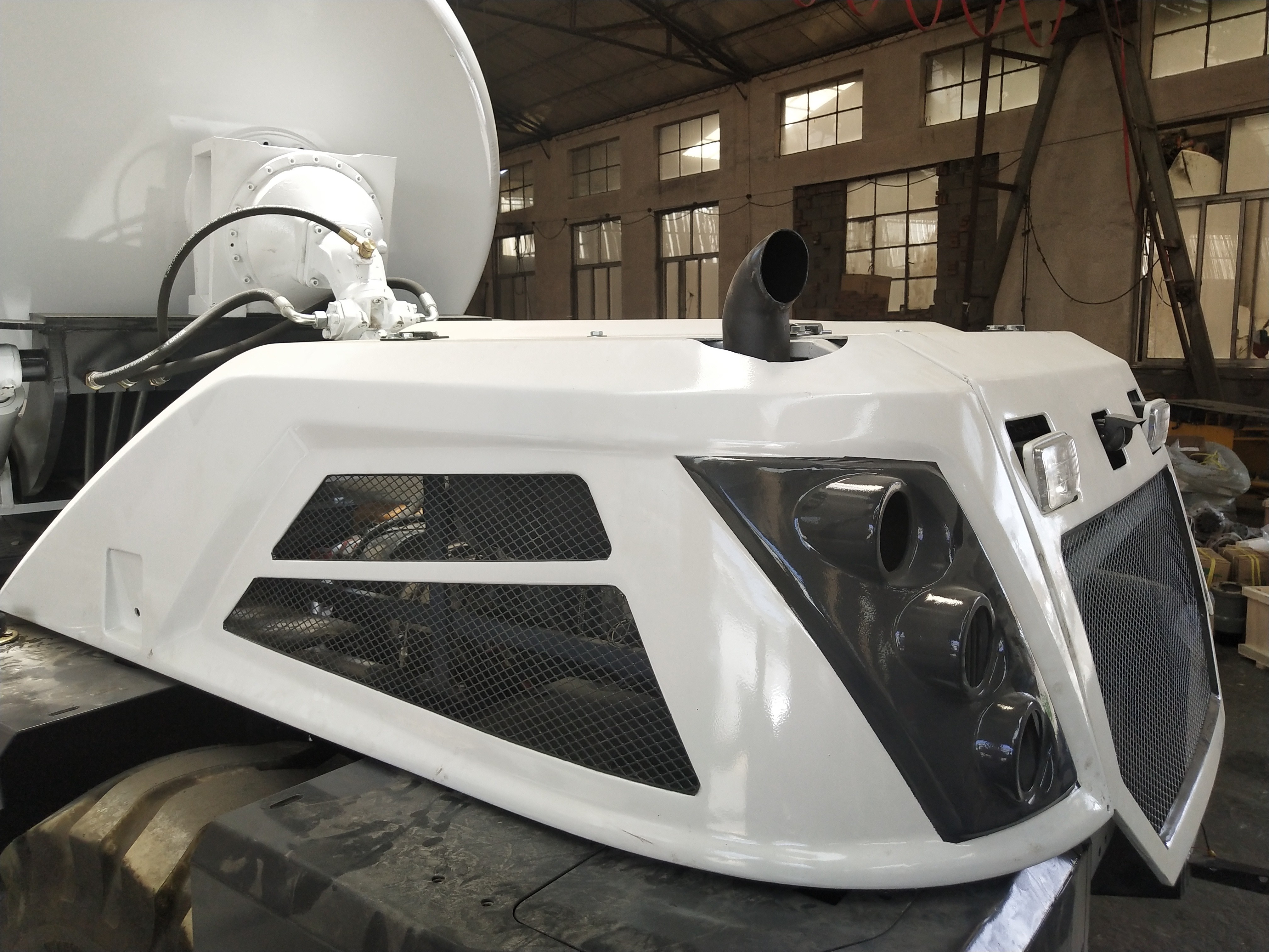 Industrial FRP Truck Body Frp Truck Hood Lightweight Die Cast Compact Design