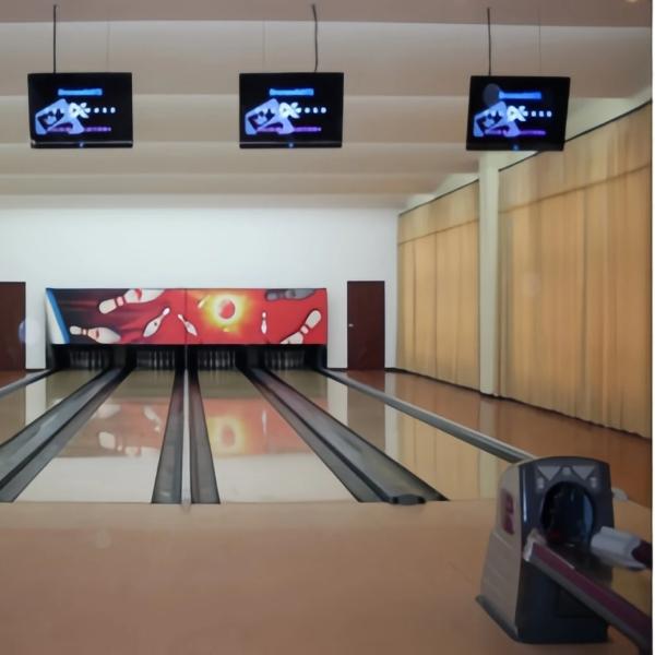 Sporting Equipment Must-Have All String Pinsetter System Brunswick Equip Bowling