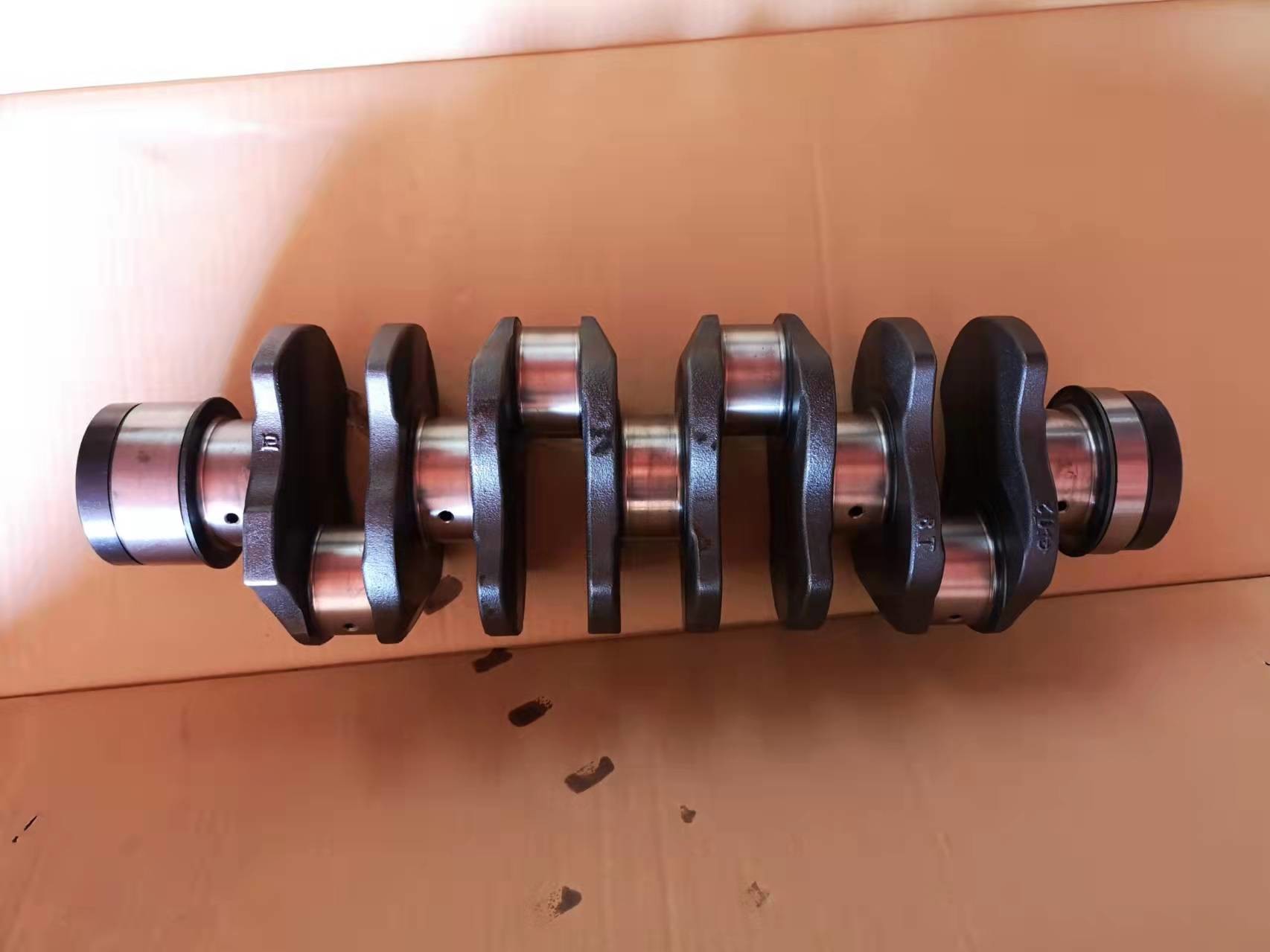 8980292701 ISUZU Engine Parts Crankshaft 4HE1T 4HK1 Good Hardness Forge Casting Nitriding