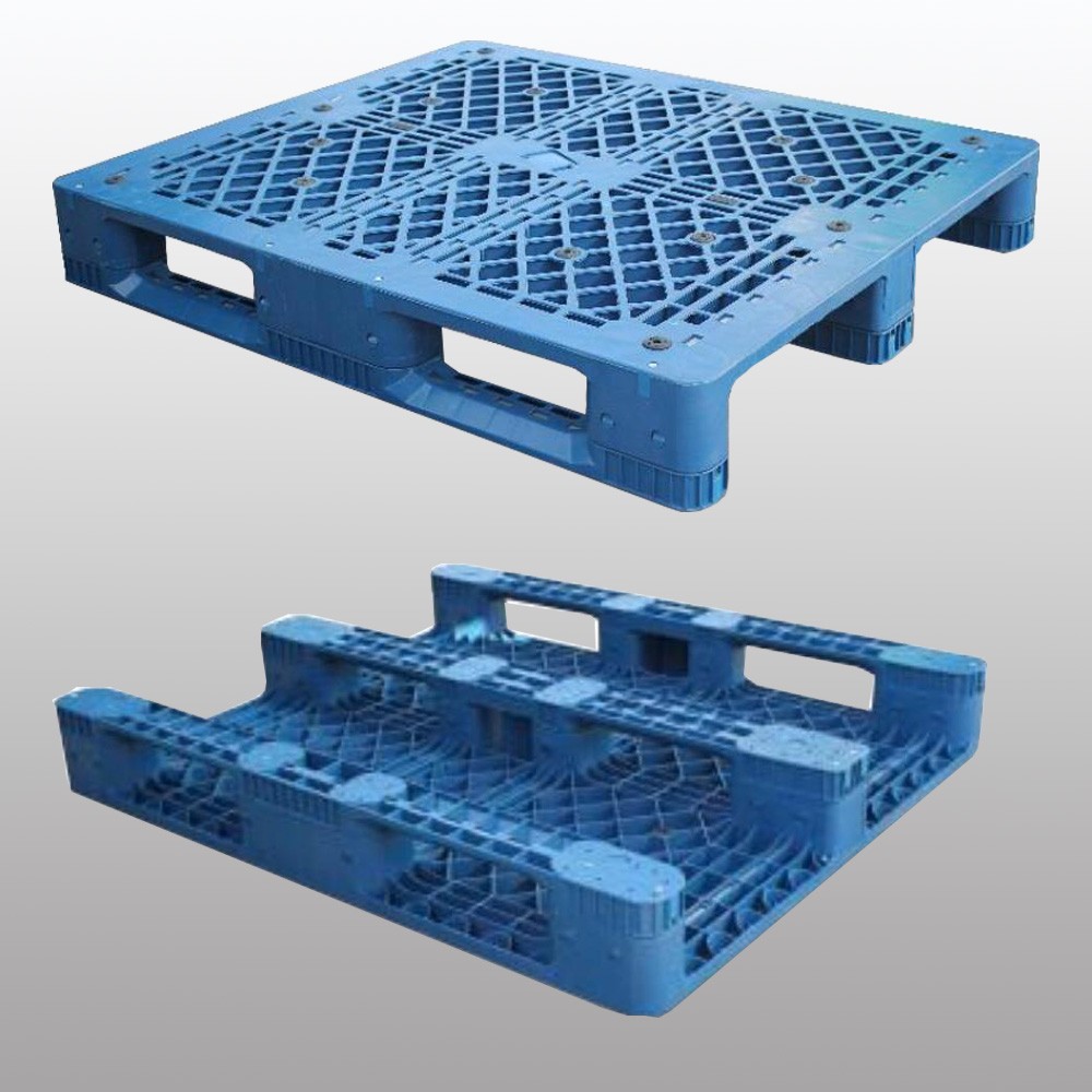 clear container plastic storage pallet stackable with lids