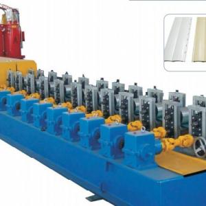 China Thermal Insulating PU Foam Roller Shutter Machine Door And Window Making on sale