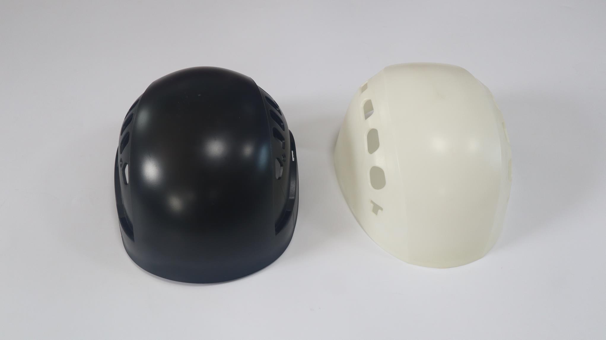 Customized Surface Car Injection Molding Plastic Parts For Auto Headlight Making
