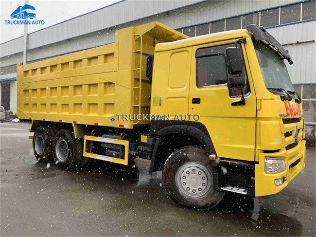 Sinotruk Howo Used 10 Wheeler Truck High Strength Steel With 18m3 New Cargo Box
