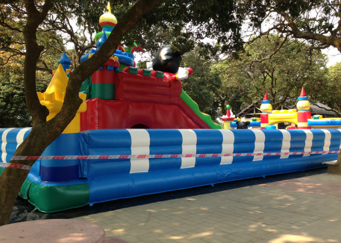 Huge Disney Inflatable Fun City Waterproof 16 X 9m For 3 - 15 Years Old Children