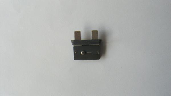 DC12V 50-100A high current protector for vehicle and compressor motor