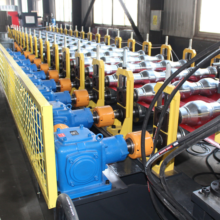 2025 New Design for Glazed Roof Tile Roof Sheet Roll Forming Machine With 18 Rows