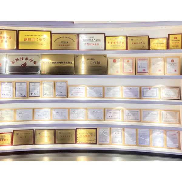 MPE-02L Green Light Up And Down Double Robotic Total Station Earth Electronic Longitude And Latitude High Precision Engineering Measurement