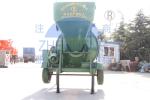 Green Electric Volumetric Mixer Trailer, Rotating Drum Mobile JZC250 Cement