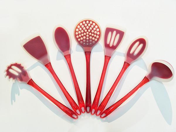 Fashionable plastic handle 7pcs silicone kitchen utensil sets with plastic