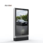 Free Standing 5000hours Life OOH Display Digital Totem Display 2500Nits