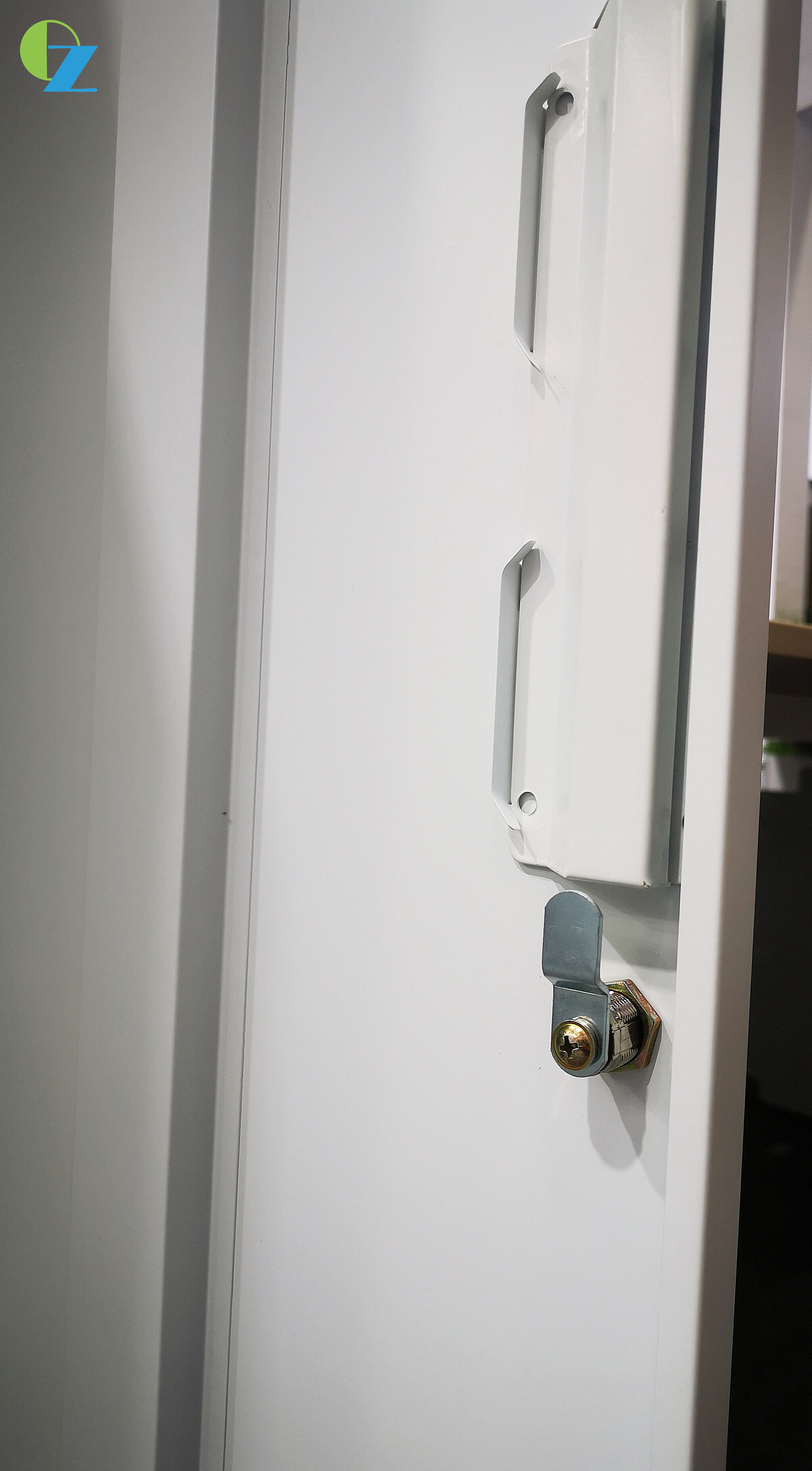 Luoyang 12mm Slim Edge Steel Cabinet Locker For Modern Office