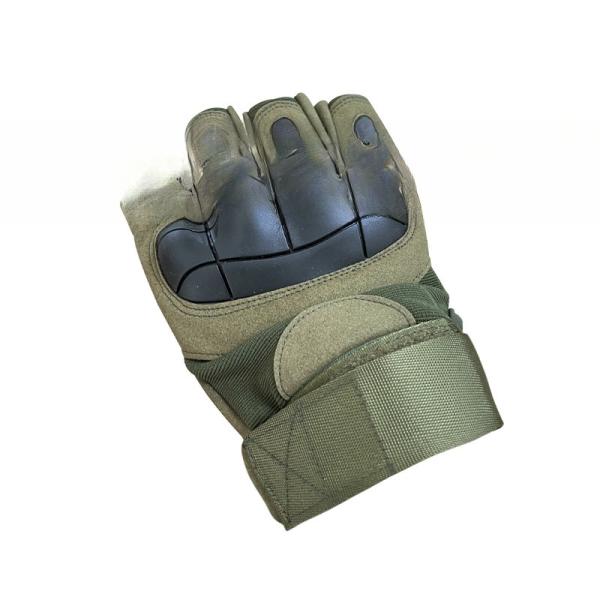 Stay Protected and Stylish Outdoors with Our Winter Half-Finger Hand Protection