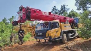 Wholesale 25T Small Hydraulic Mobile Crane Energy Efficient Construction Use Equipment from china suppliers