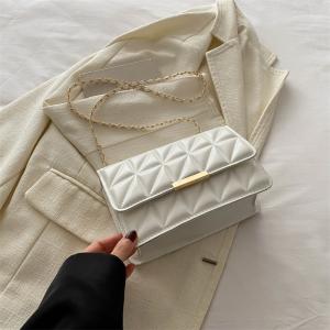 Wholesale SIMPLE SOLID COLOR SINGLE SHOULDER CROSSBODY BAG CHAIN BAG SPRING/SUMMER NEW SENIOR PERSONALITY INS TEXTURE BAG from china suppliers