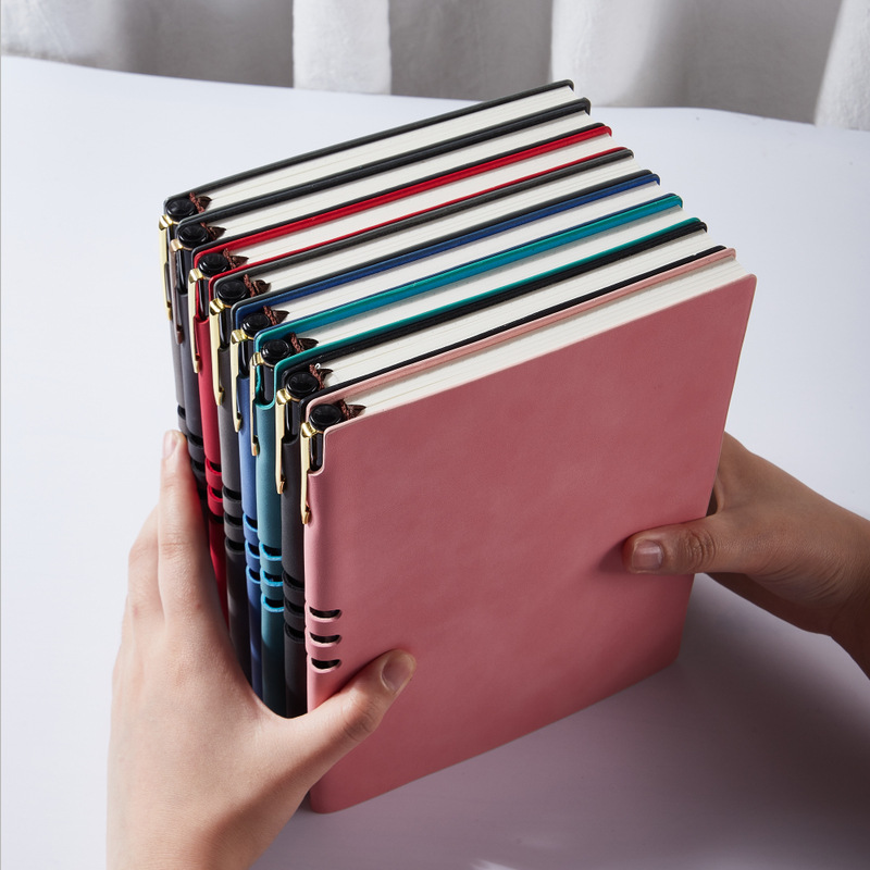 Soft Cover Pu Leather Notebook with Elastic Pen Holder Customized Paper Notebook