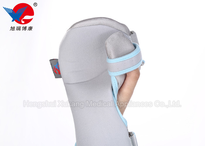 Breathable Fabric Wrist Support Brace , Gray M / L Adjustable Wrist Support