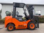 FL25 2.5 Ton SNSC LPG Forklift With Nissan K25 Engine