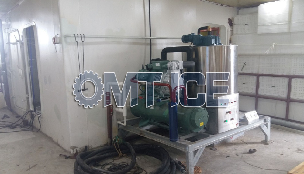 1000kg Capacity Flake Ice Maker Machine Stainless Steel 316 18HP Compressor