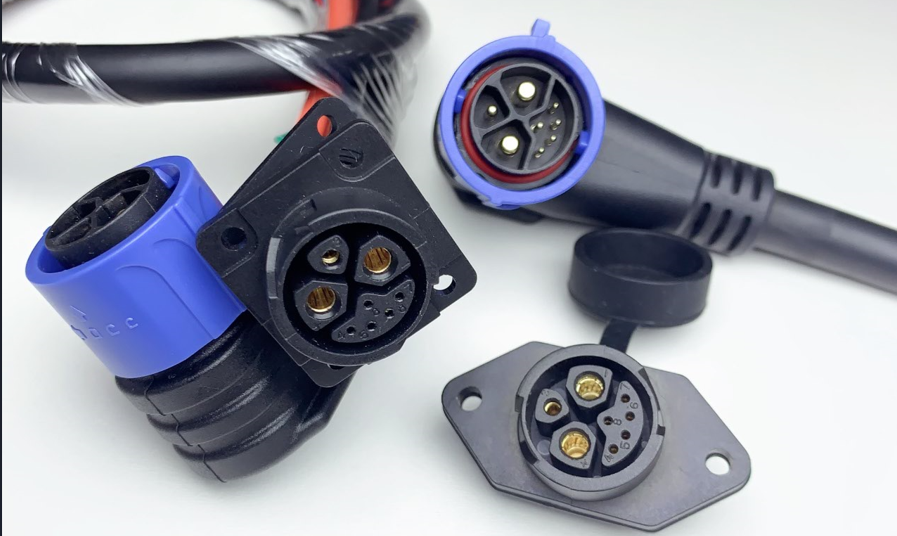 2+1+5 Pin Plug And Socket Signal Pin Power Electric Scooter Connector Waterproof
