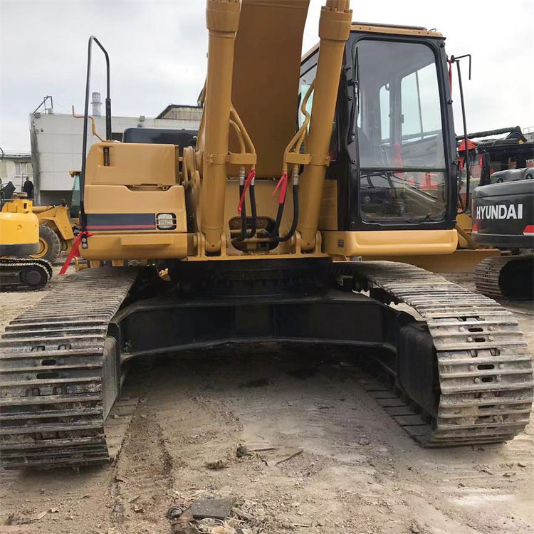 30 Ton Used CAT 330B Excavator Good Condition Earth-Moving Machinery with 165.5 KW Power