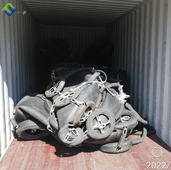 Pressure 50 Kpa Pneumatic Rubber Fender D2.5L5.5m Ship To Ship Or Dock