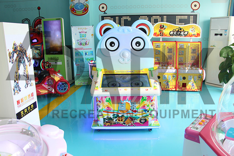 Coin Operated Raccoon Hitting Children Hammer Arcade Game Machine