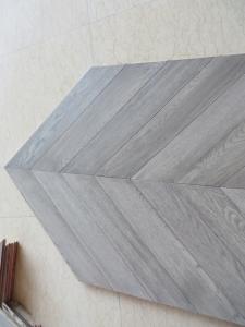 Wholesale Chevron Oak engineered wood flooring with modern grey stained from china suppliers